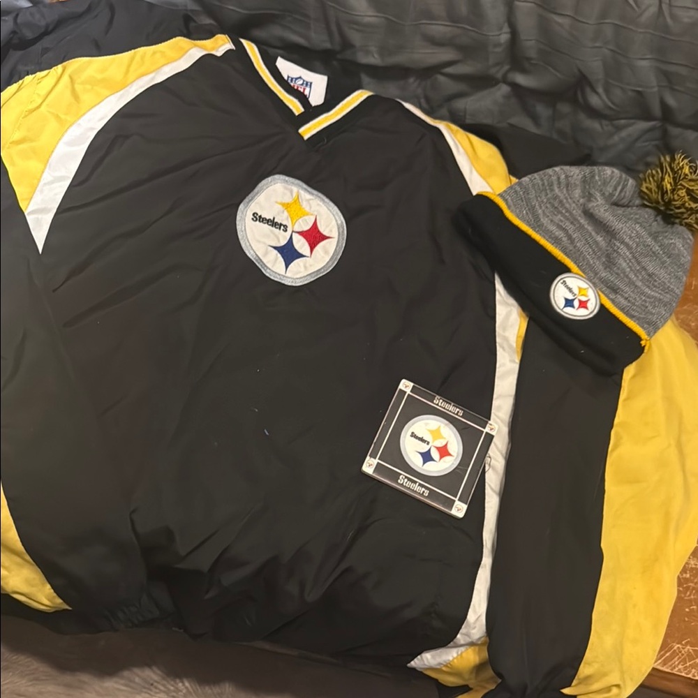 NFL Black and Yellow Crewneck Sweater